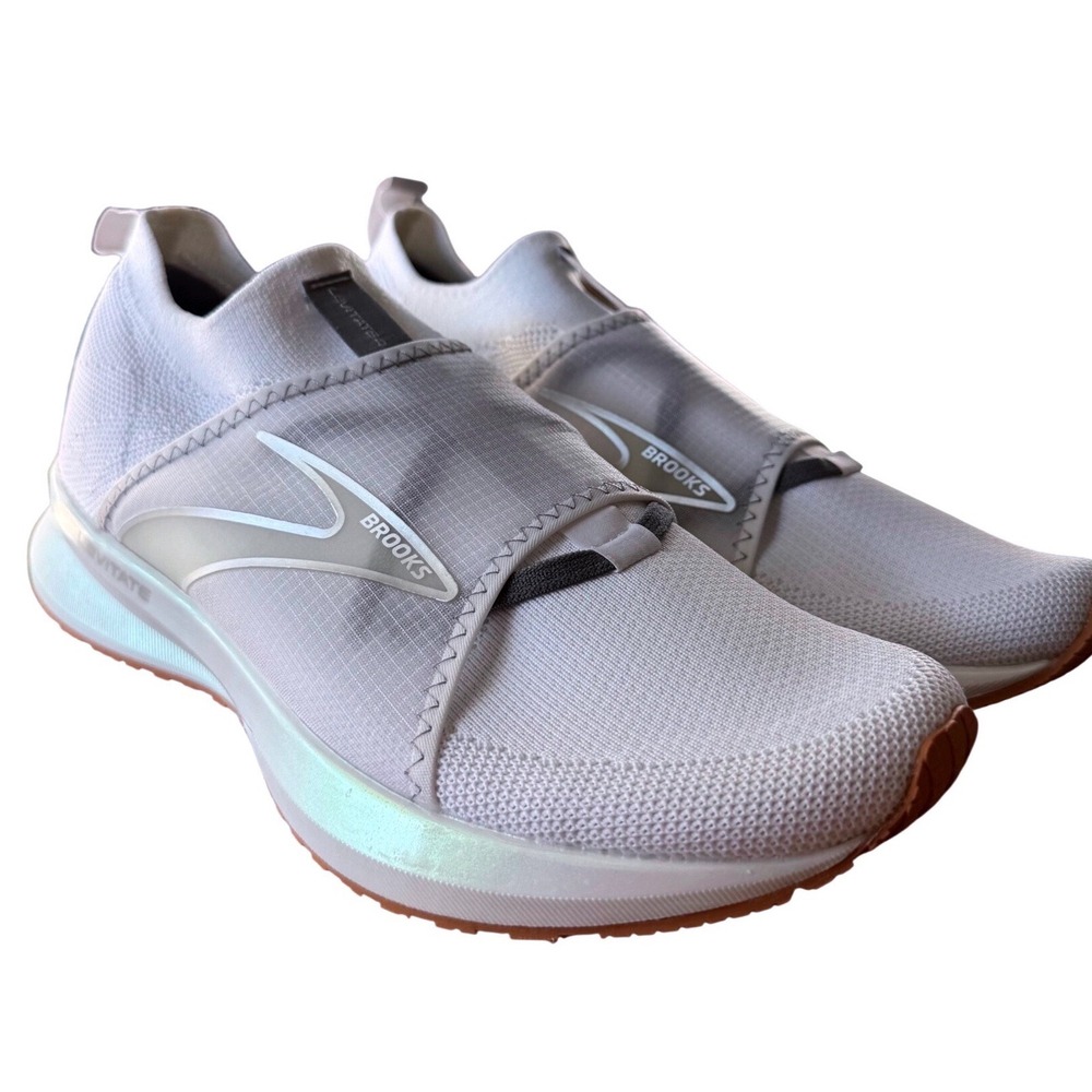 Brooks Levitate 4 LE Running Shoes Womens 8.5 White Excellent Slip On Sneakers